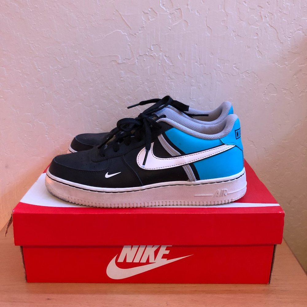 Sky Blueand black Air Force Ones - Picture 3 of 8
